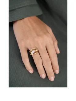 Amelia Ring With Marquise Lab Grown Diamond