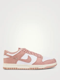 Dunk Low Sneakers