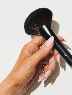 Fan Brush