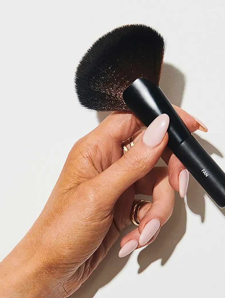 Fan Brush
