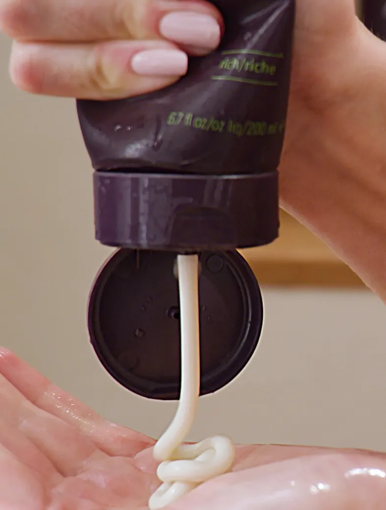 Invati Ultra Advanced™ Thickening Conditioner - Rich