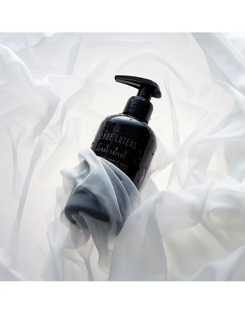 L'eau Serge Lutens Cleansing Gel