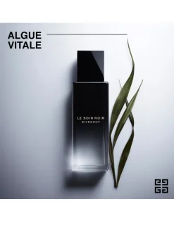 Le Soin Noir Lotion Essence