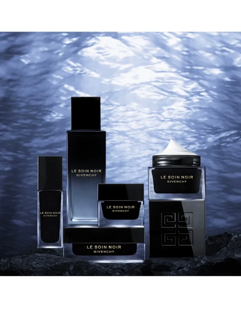 Le Soin Noir Lotion Essence