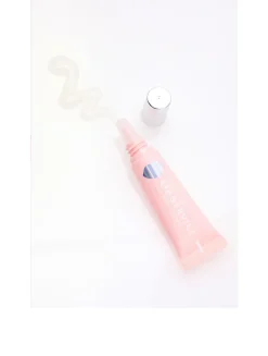 Lip Service Gloss-To-Balm Treatment