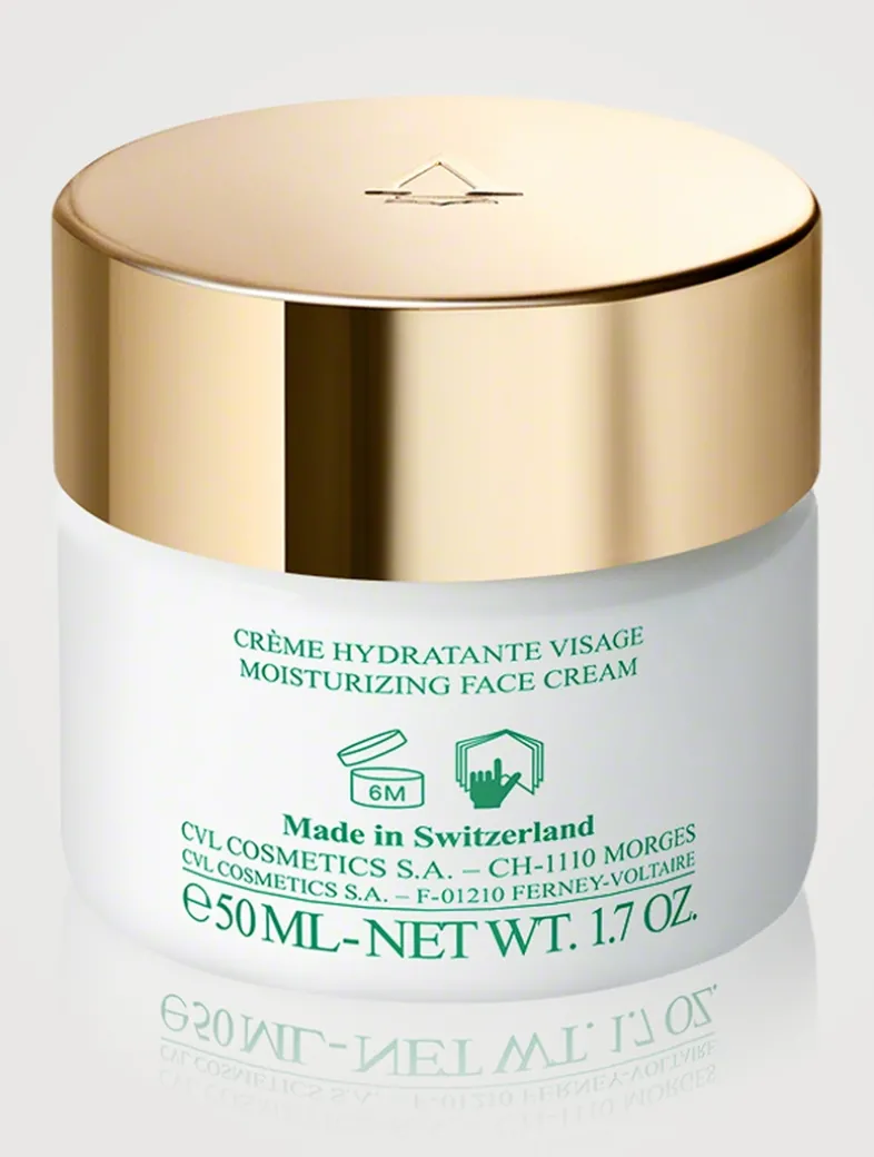 Moisturizing With A Cream Rich Thirst-Quenching Cream