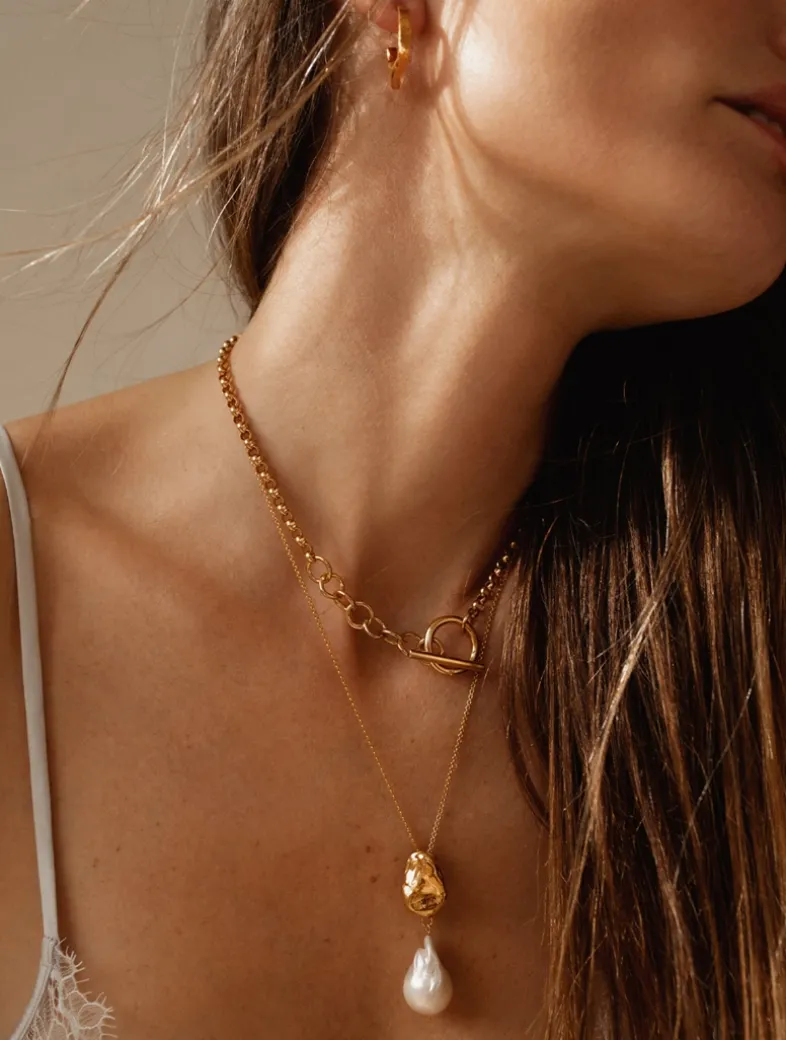 Mountain Pearl Necklace