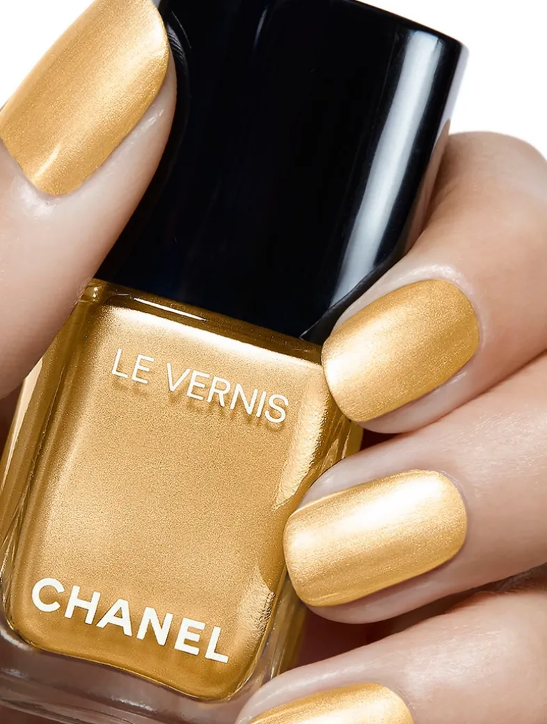 Nail Colour