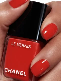 Nail Colour