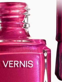 Nail Colour