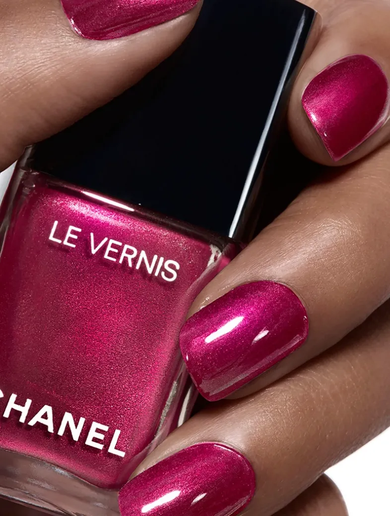 Nail Colour
