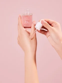 Peach 70% Niacinamide Serum