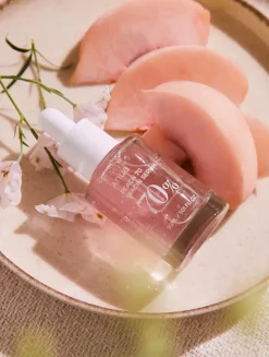 Peach 70% Niacinamide Serum