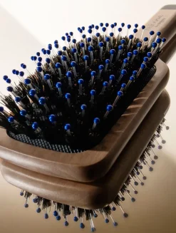 The Hair Rituel Pocket Brush