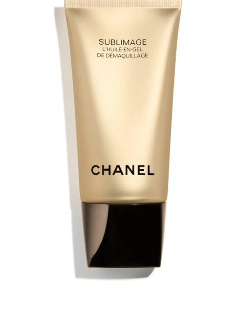 Ultimate Comfort And Radiance-Revealing Gel-To-Oil Cleanser
