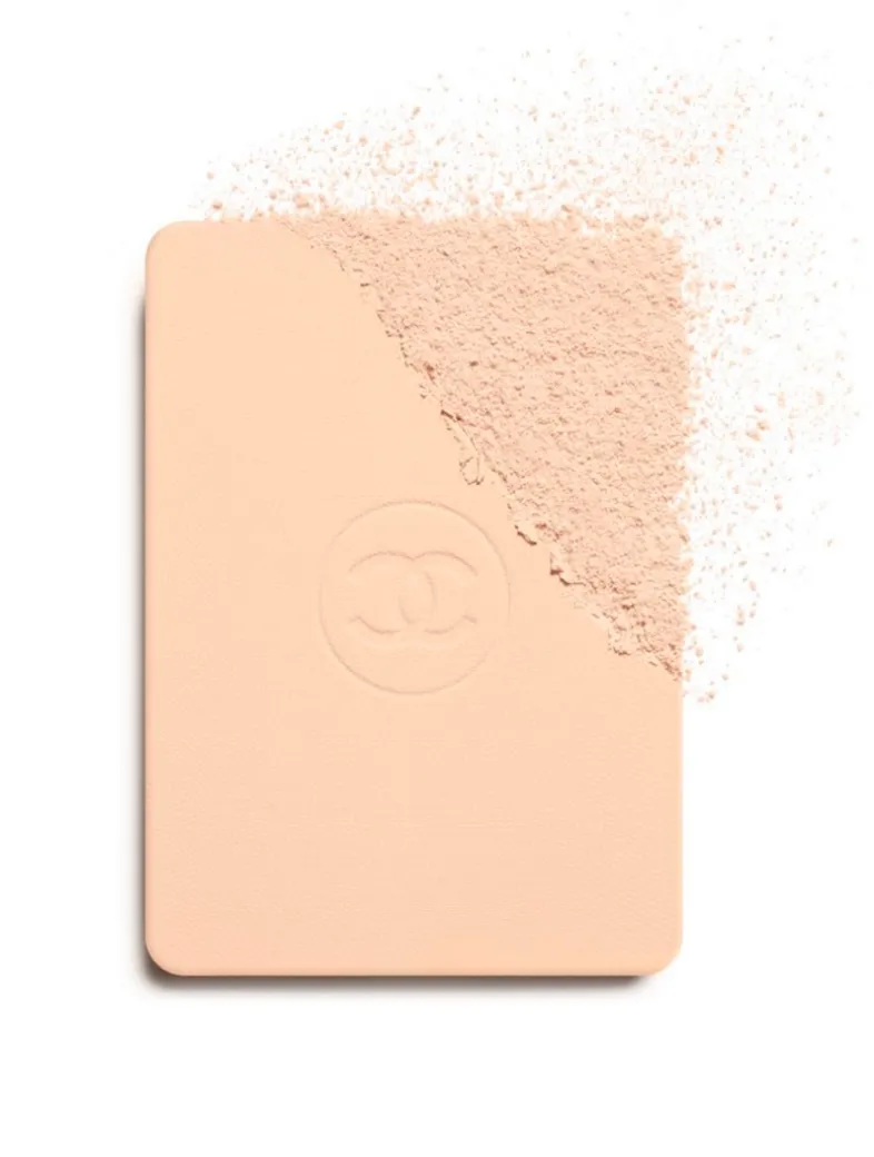 Ultrawear – All – Day Comfort Flawless Finish Compact Foundation